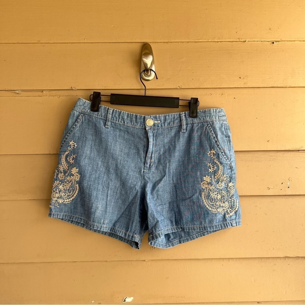 Liz Claiborne Women's Chambray Shorts - Size 6 - Boho Embroidered